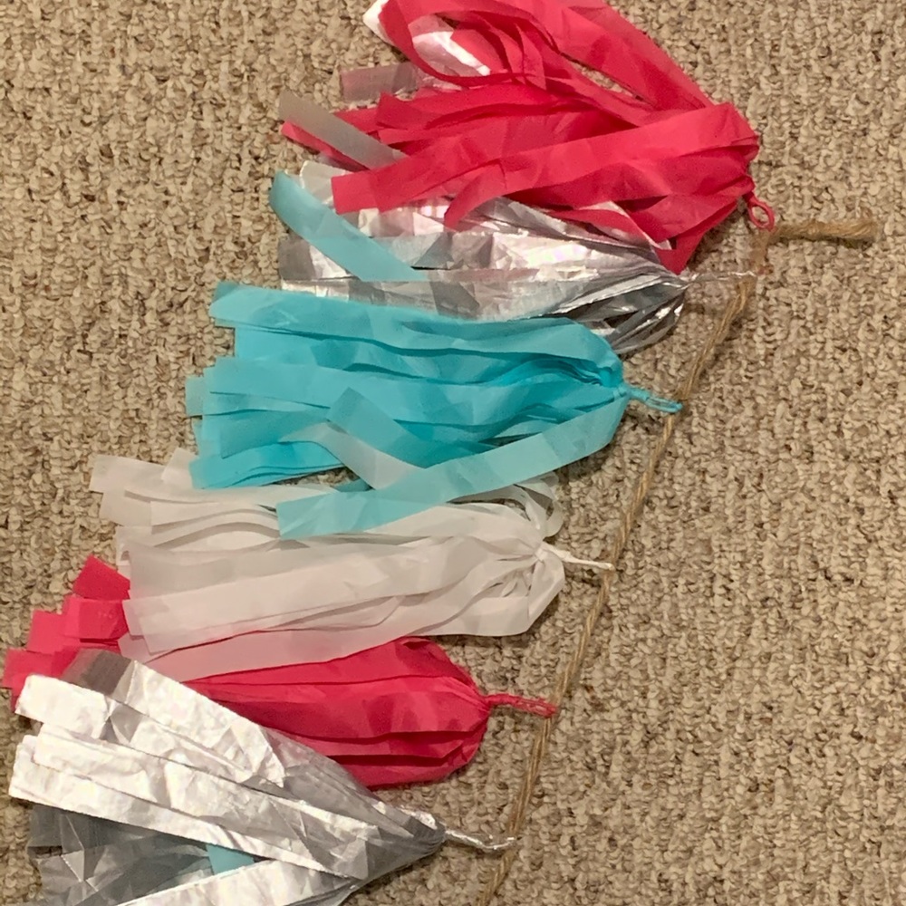 ✨✨✨Tri-Color Decorative Garland! ✨✨✨ - Picture 11 of 13
